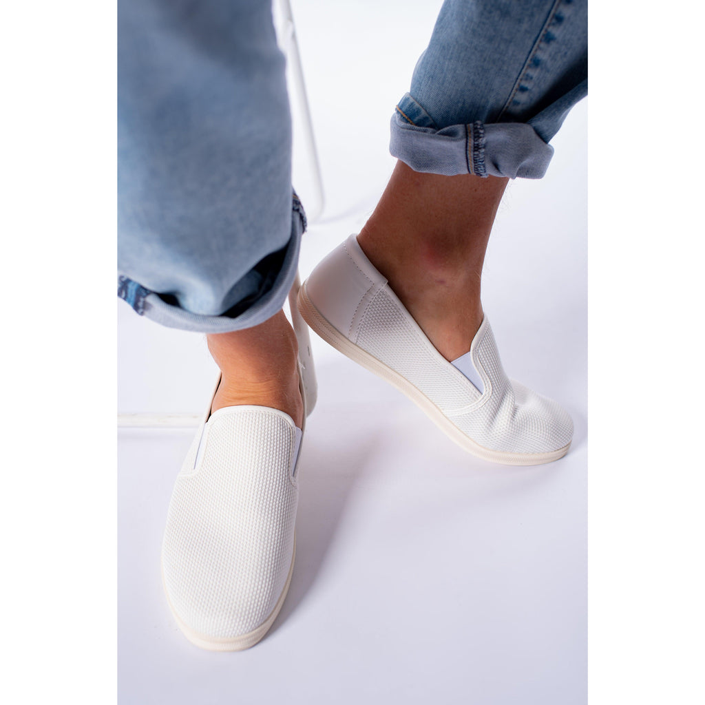Topman Men's White Slip On Mesh Sneakers - AUS OUTLET